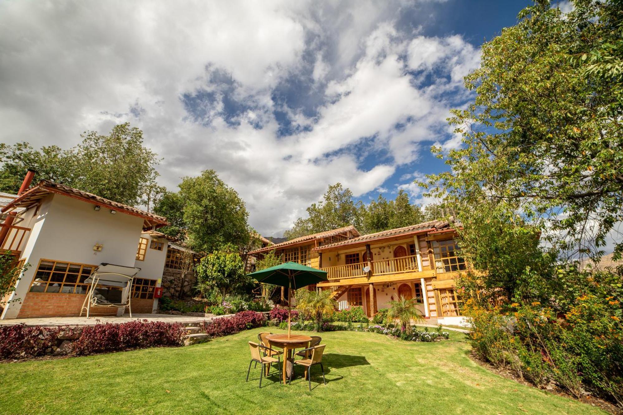 Hotel Iorana Urubamba Esterno foto
